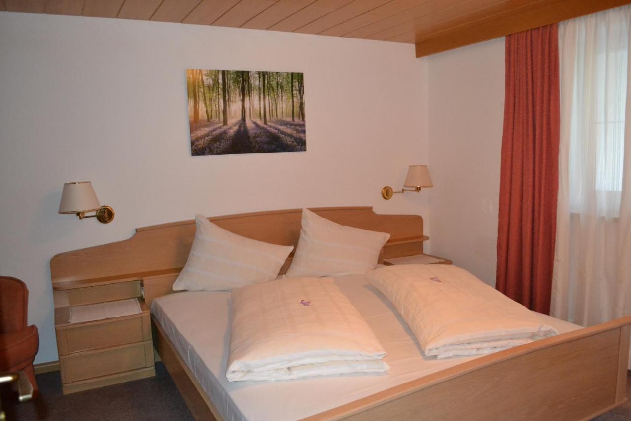 Gasthof Zum Gruenen Baum Verano Buitenkant foto